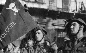 Soldaten der Kampfgruppe „Folgore“ - auf Deutsch: „Blitz“