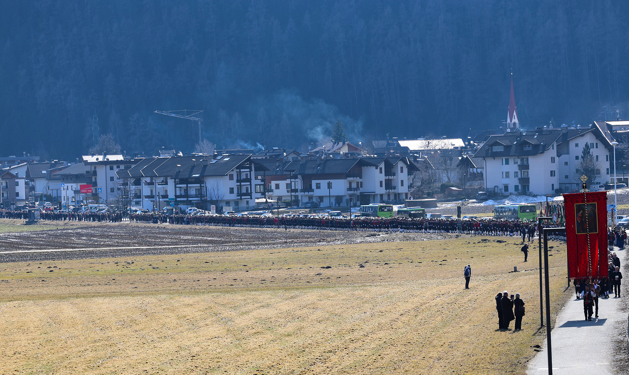 Der endlose Trauerzug. (Bild: SSB)