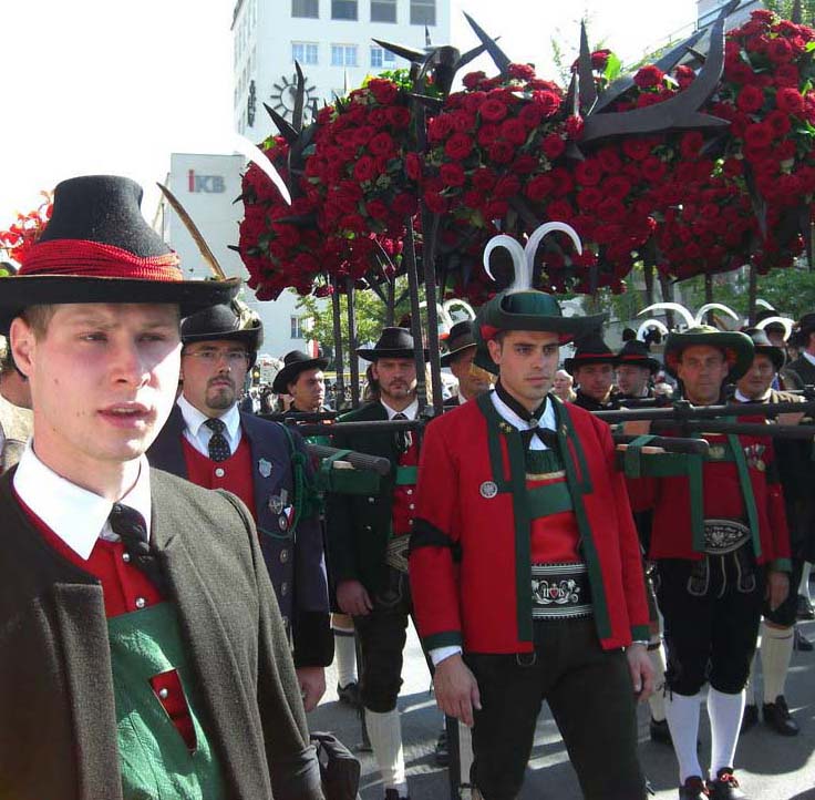 Dornenkrone beim Landesfestzug 2009